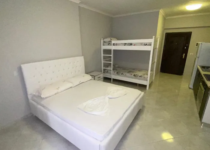 Ami\'S Apartment